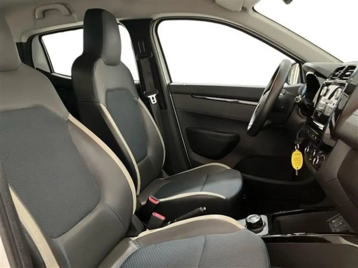 Dacia Spring usata a Como (12)