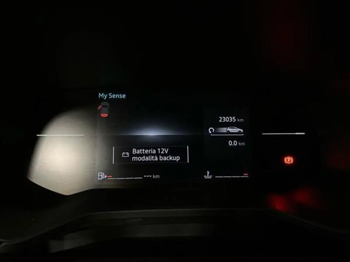 Renault Clio usata a Como (13)
