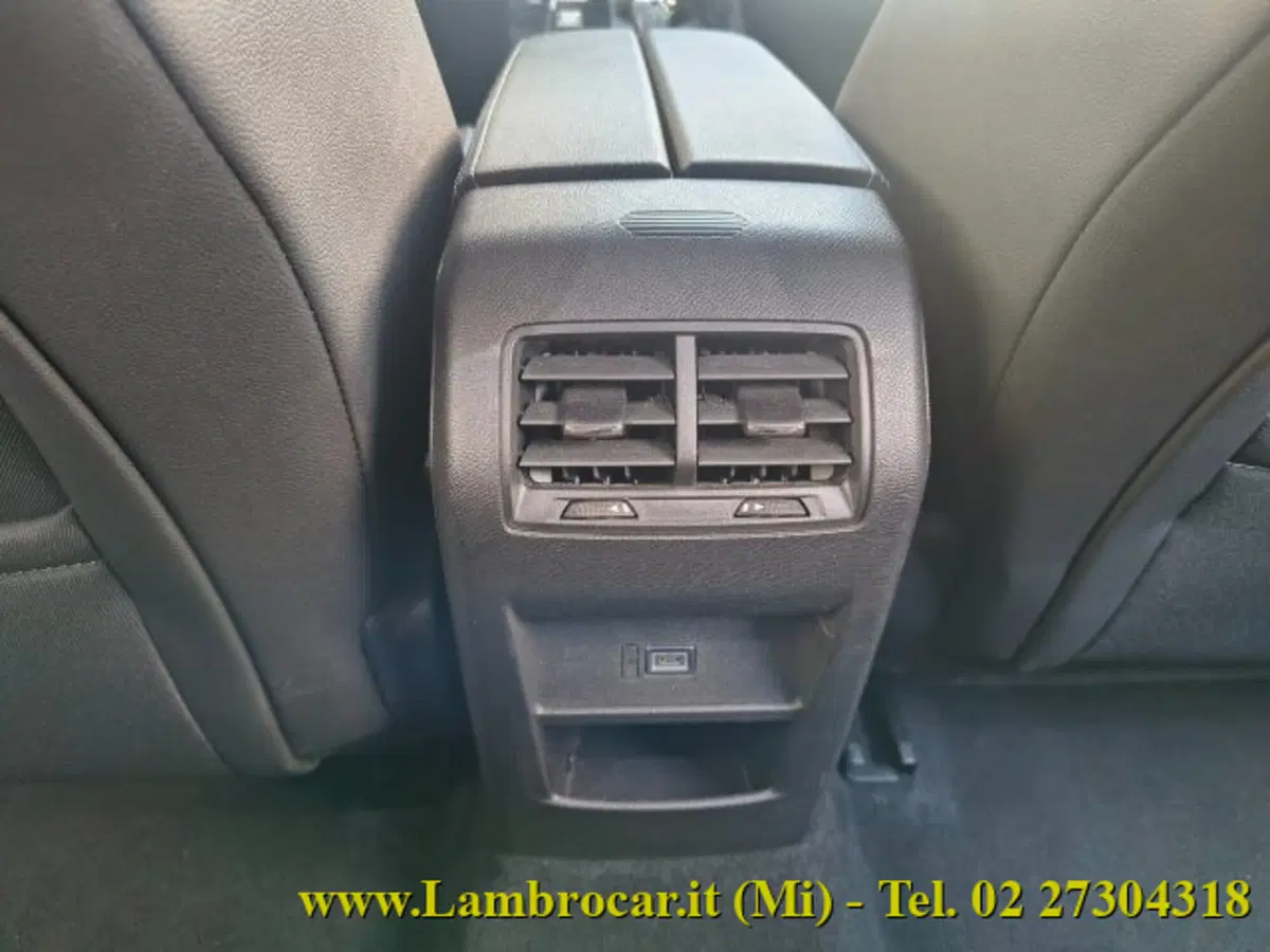 Opel Astra usata a Milano (11)