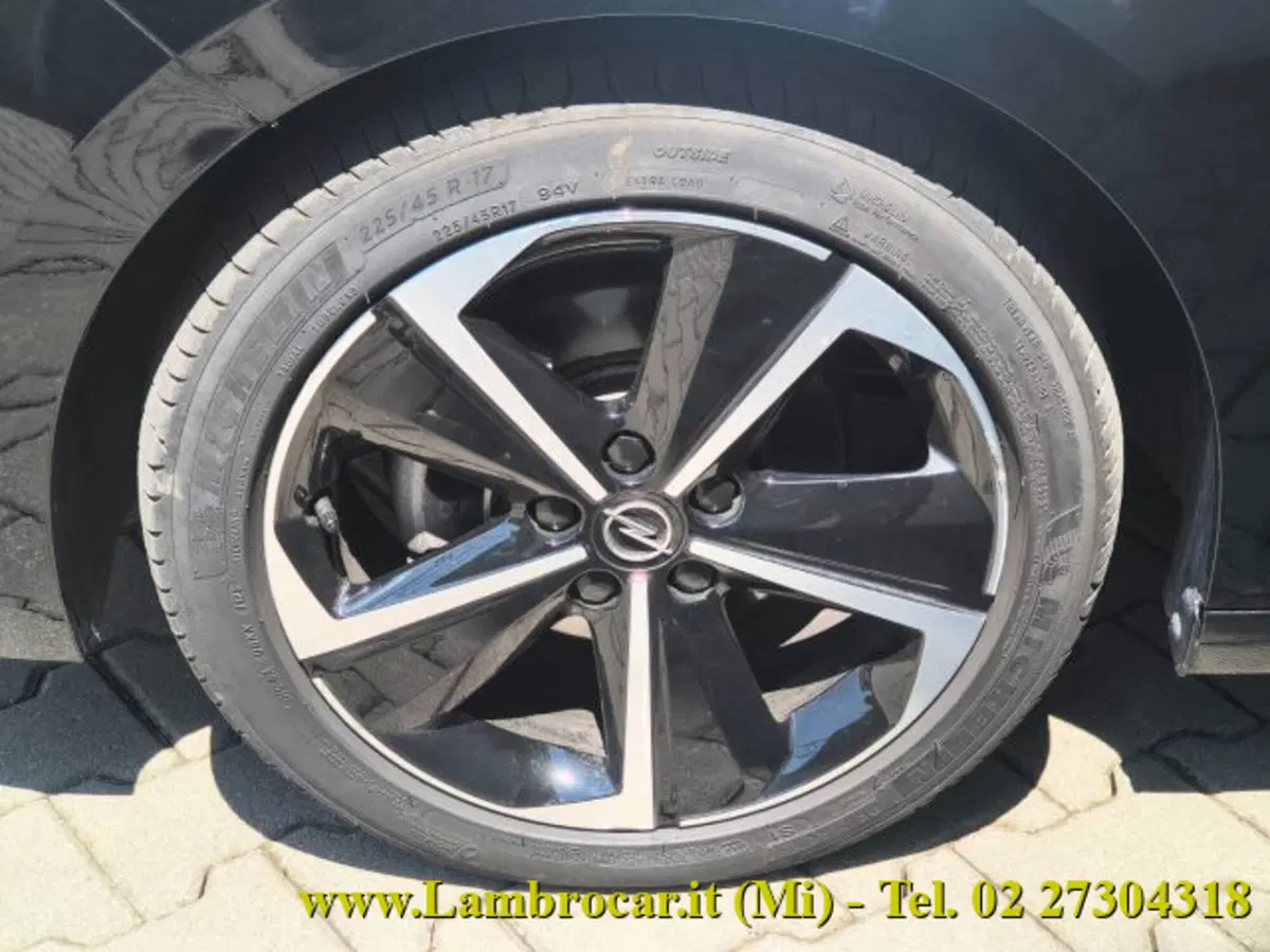 Opel Astra usata a Milano (13)
