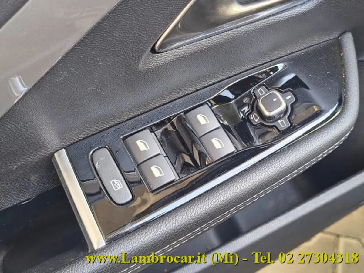 Opel Astra usata a Milano (14)