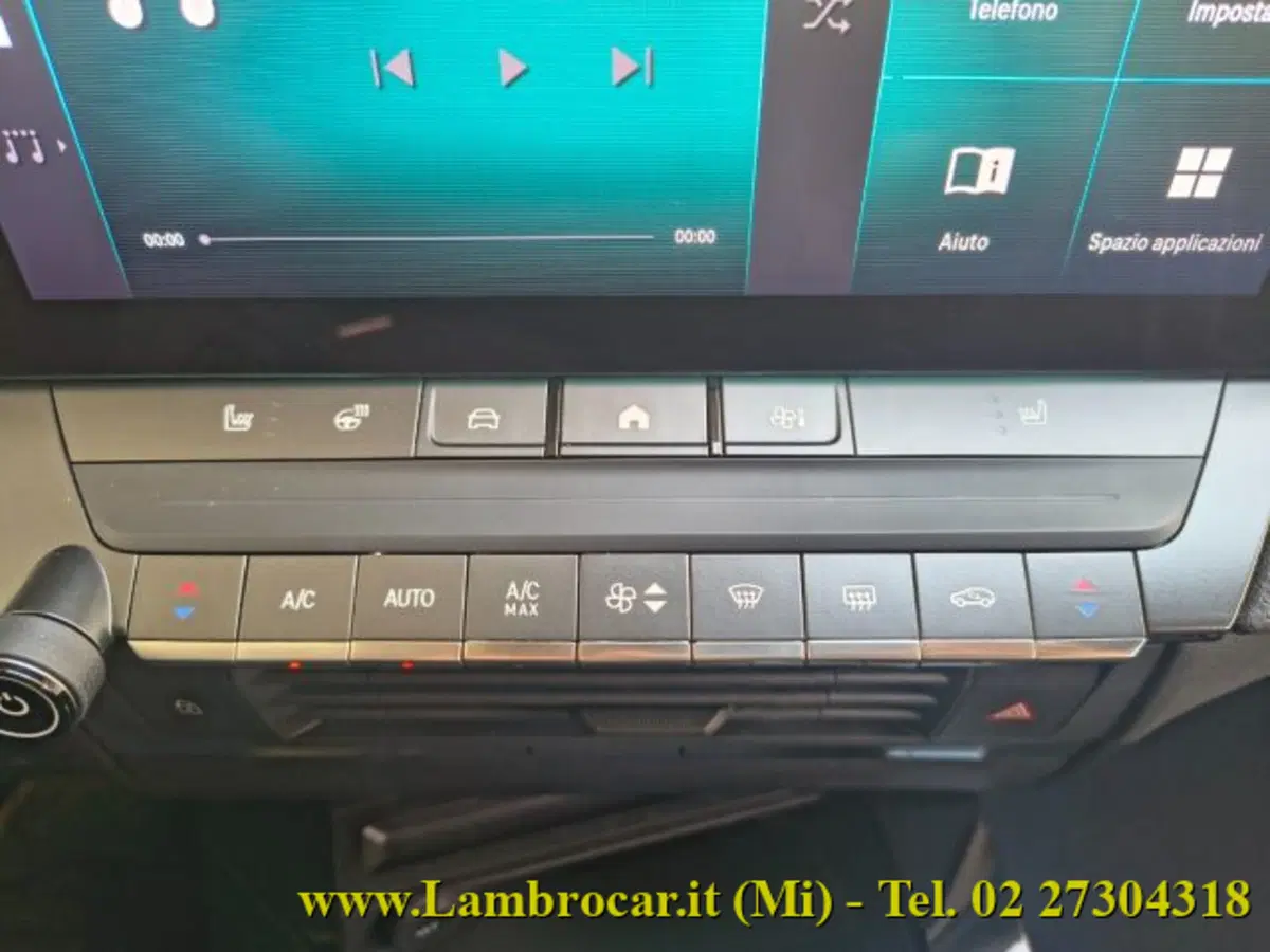 Opel Astra usata a Milano (16)