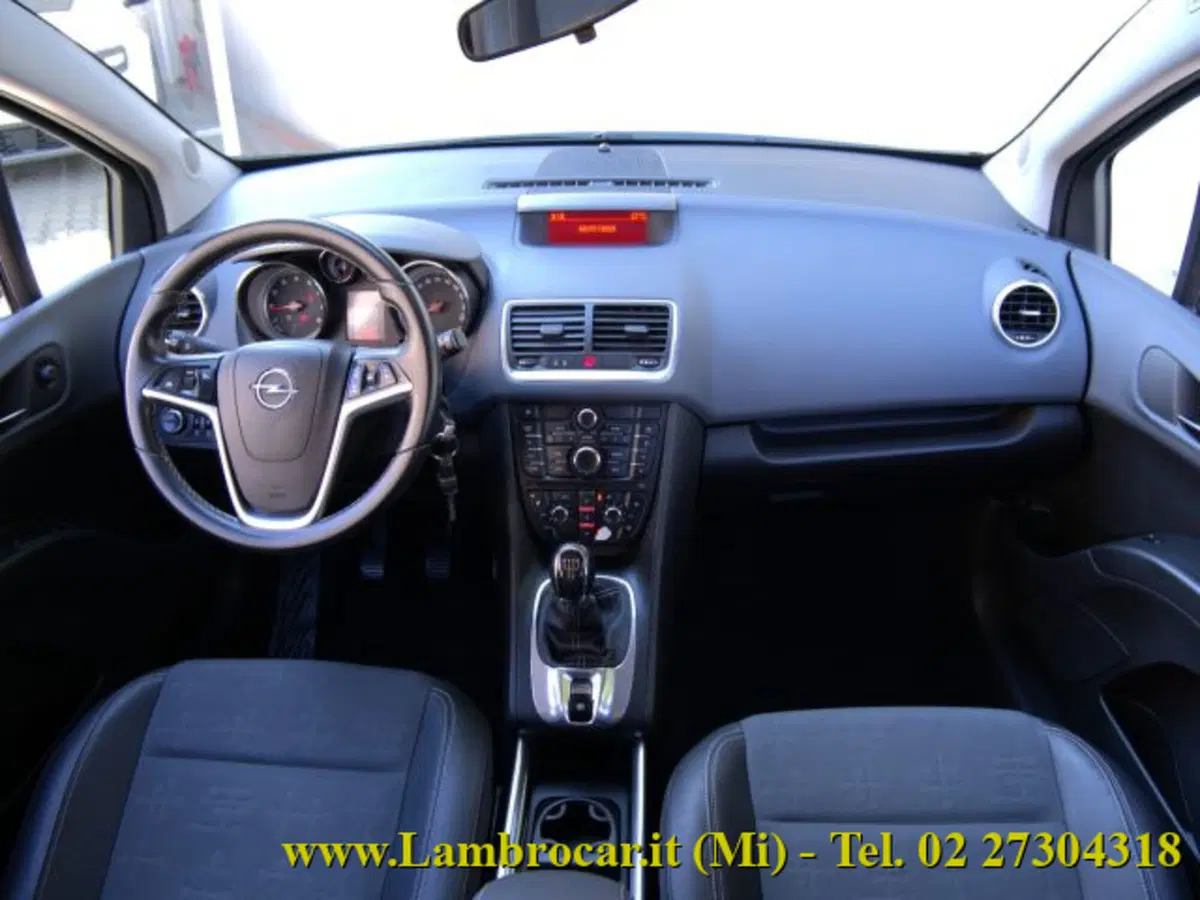 Opel Meriva usata a Milano (2)