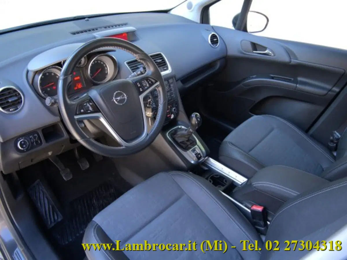 Opel Meriva usata a Milano (3)