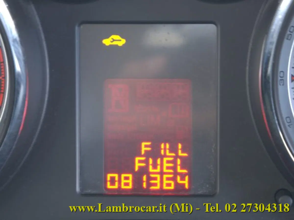 Opel Meriva usata a Milano (7)