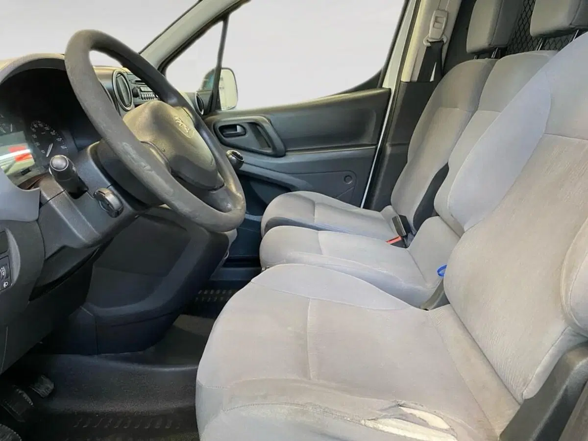 Peugeot Partner Furgone usata a Torino (6)