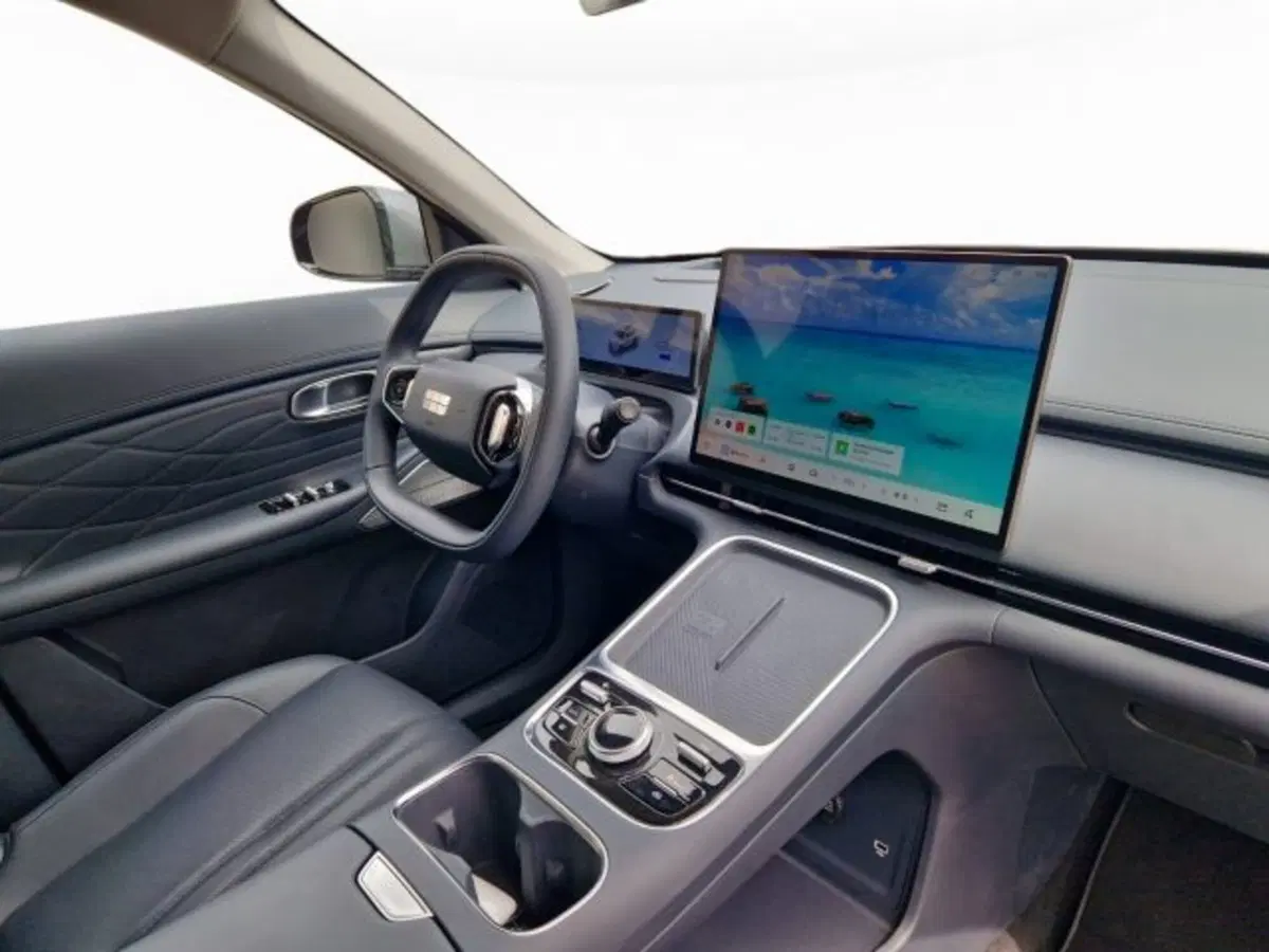 Geely Starray usata a Modena (9)