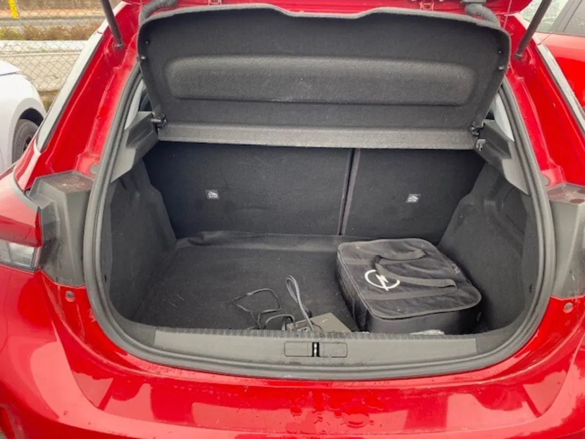 Opel Corsa-e usata a Catania (11)