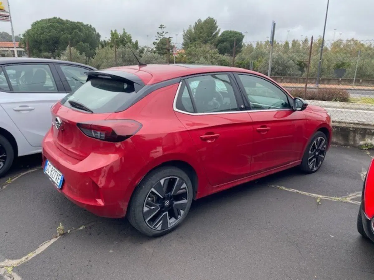 Opel Corsa-e usata a Catania (4)