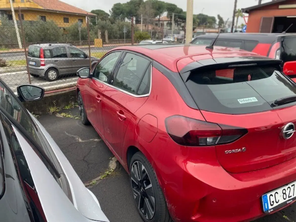 Opel Corsa-e usata a Catania (6)
