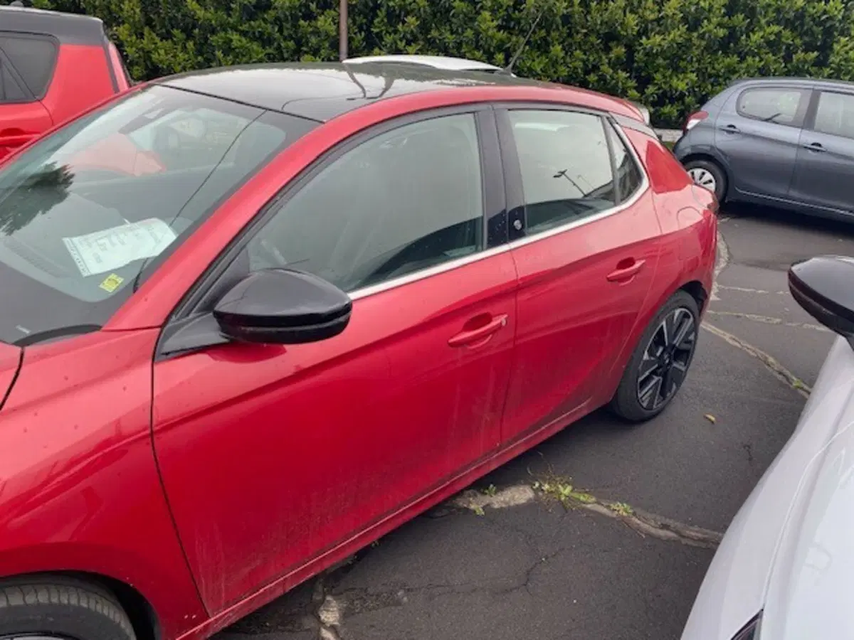 Opel Corsa-e usata a Catania (8)