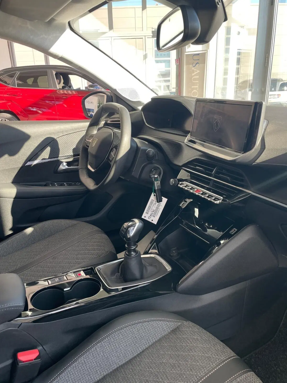 Peugeot 208 usata a Sassari (10)
