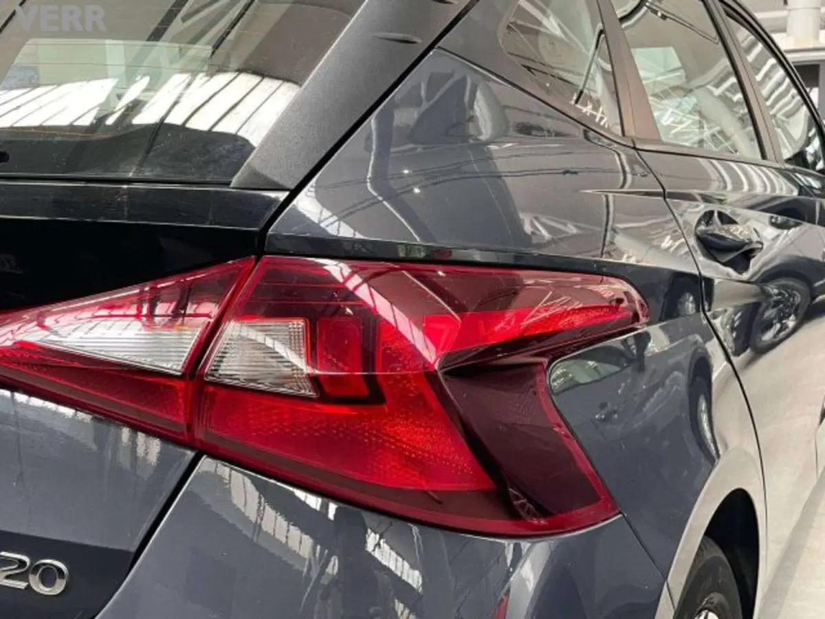 Hyundai i20 usata a Milano (10)