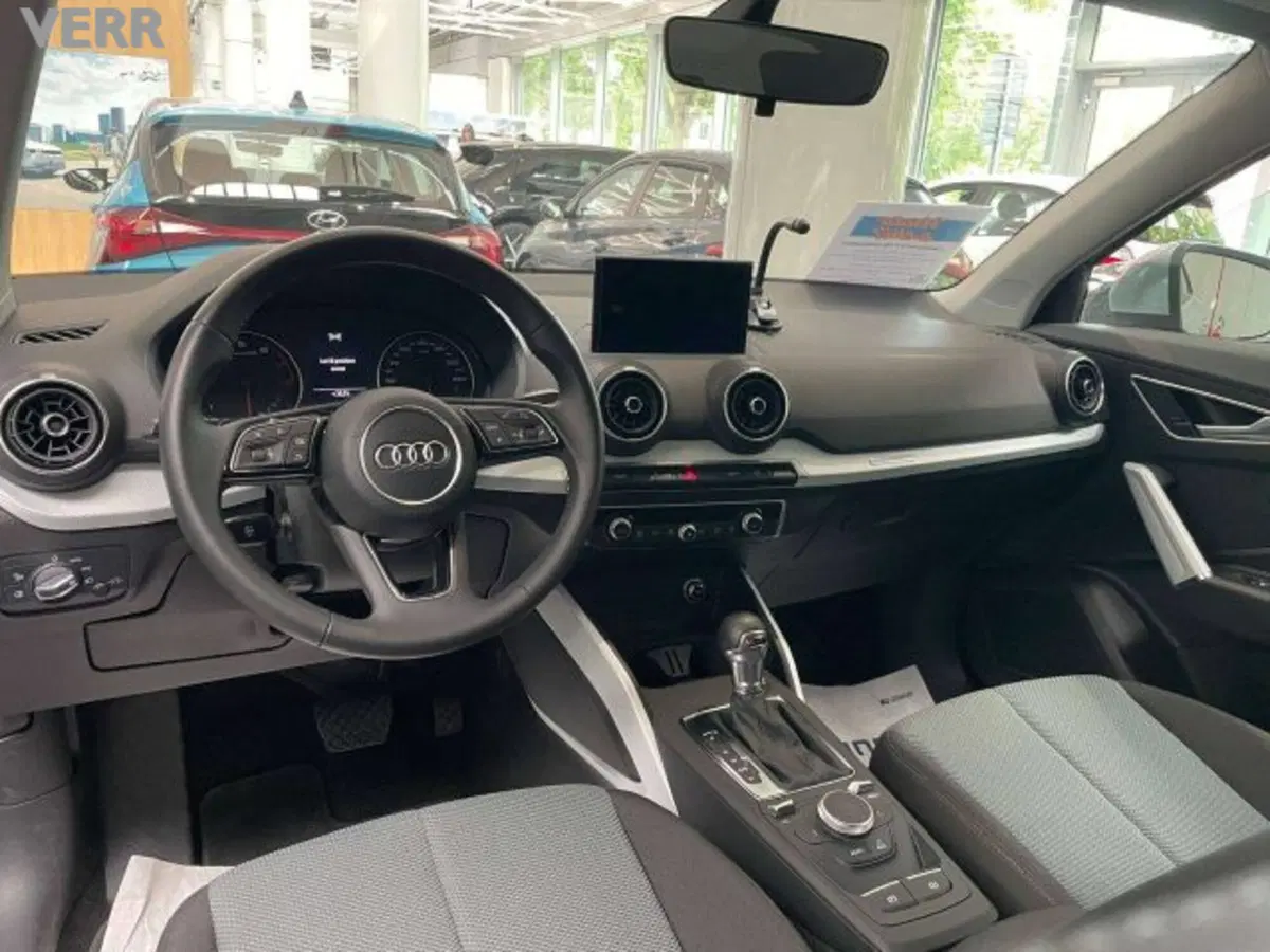 Audi Q2 usata a Milano (9)