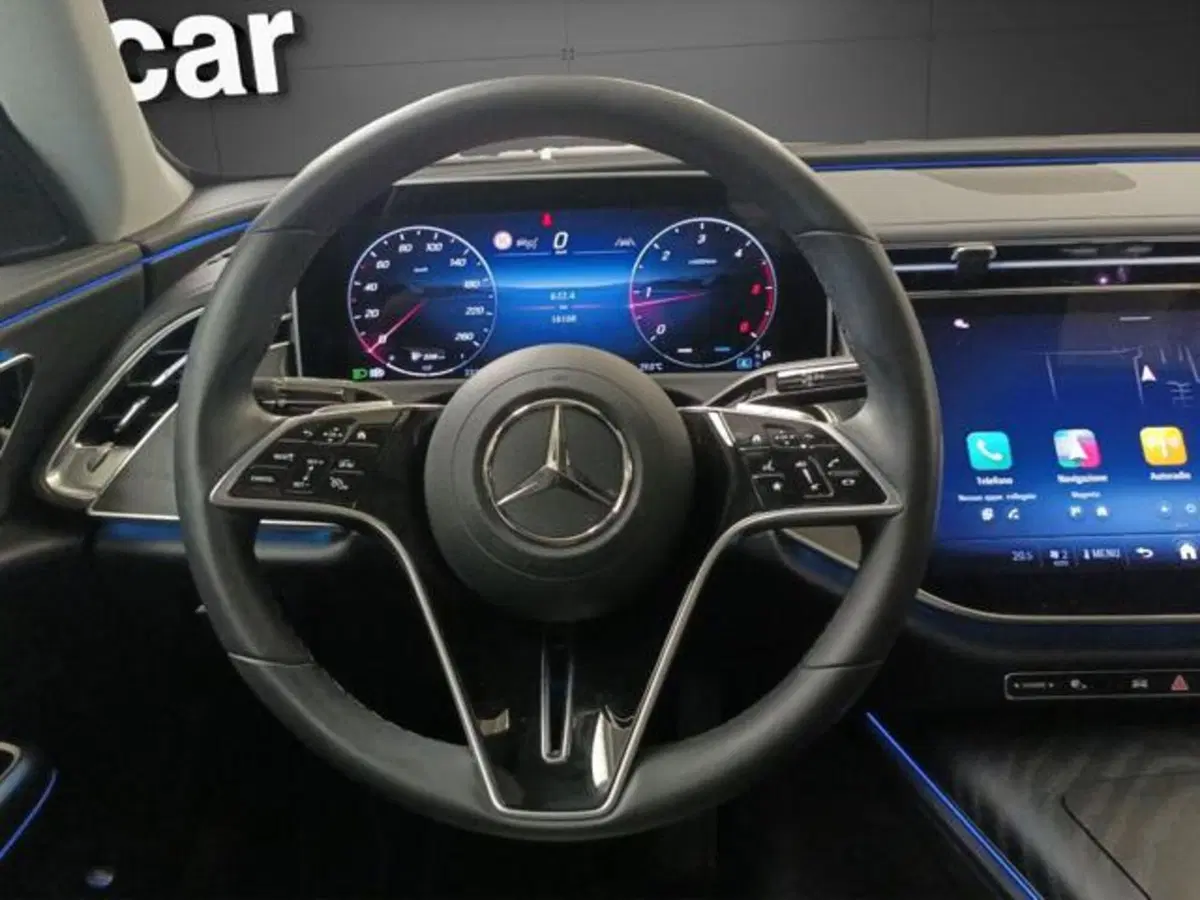 Mercedes-Benz Classe E usata a Milano (12)