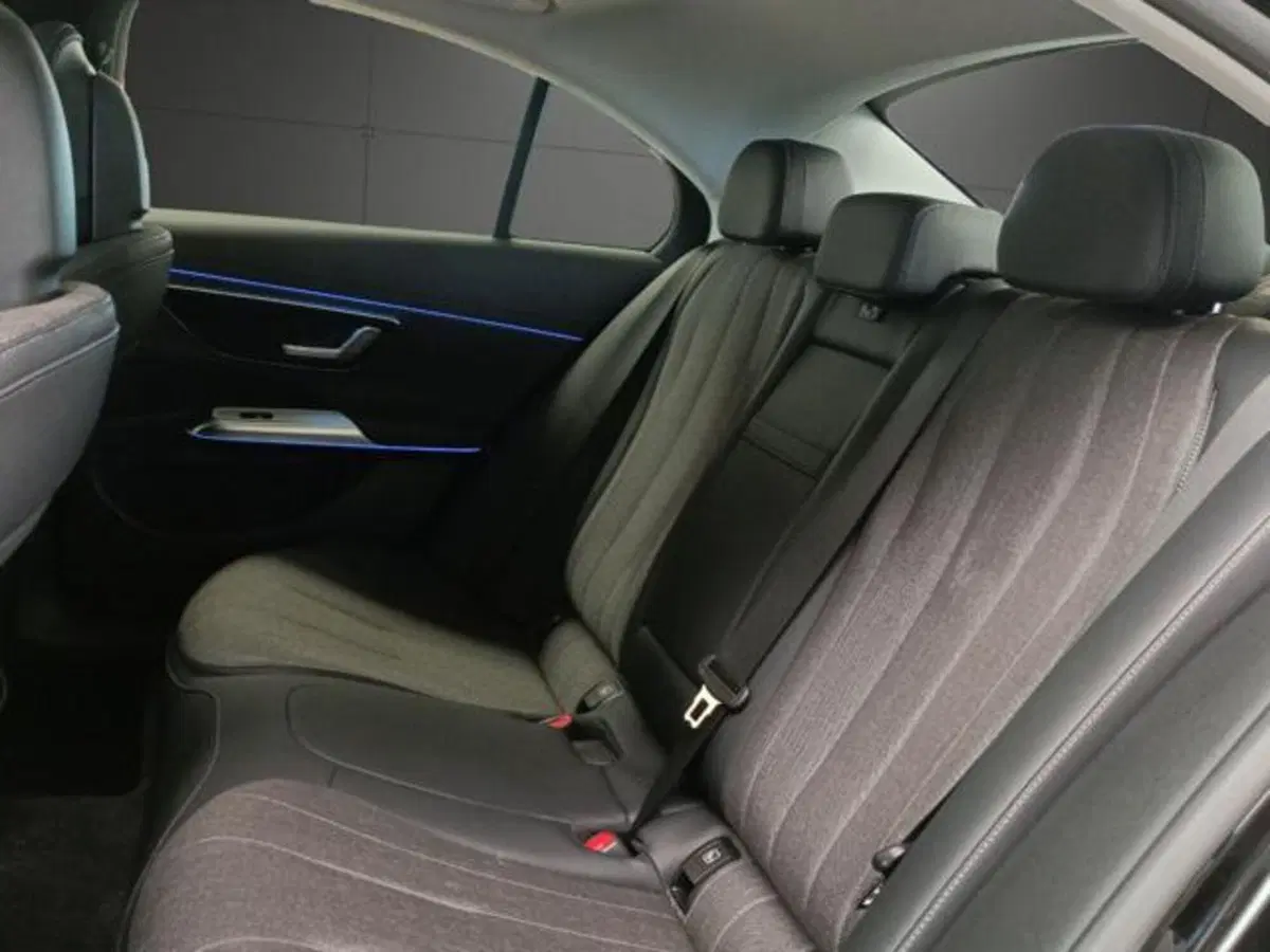 Mercedes-Benz Classe E usata a Milano (15)