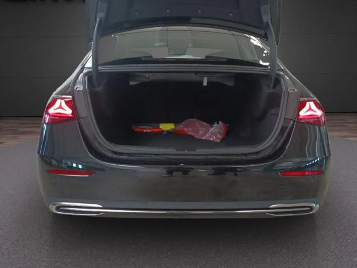 Mercedes-Benz Classe E usata a Milano (20)