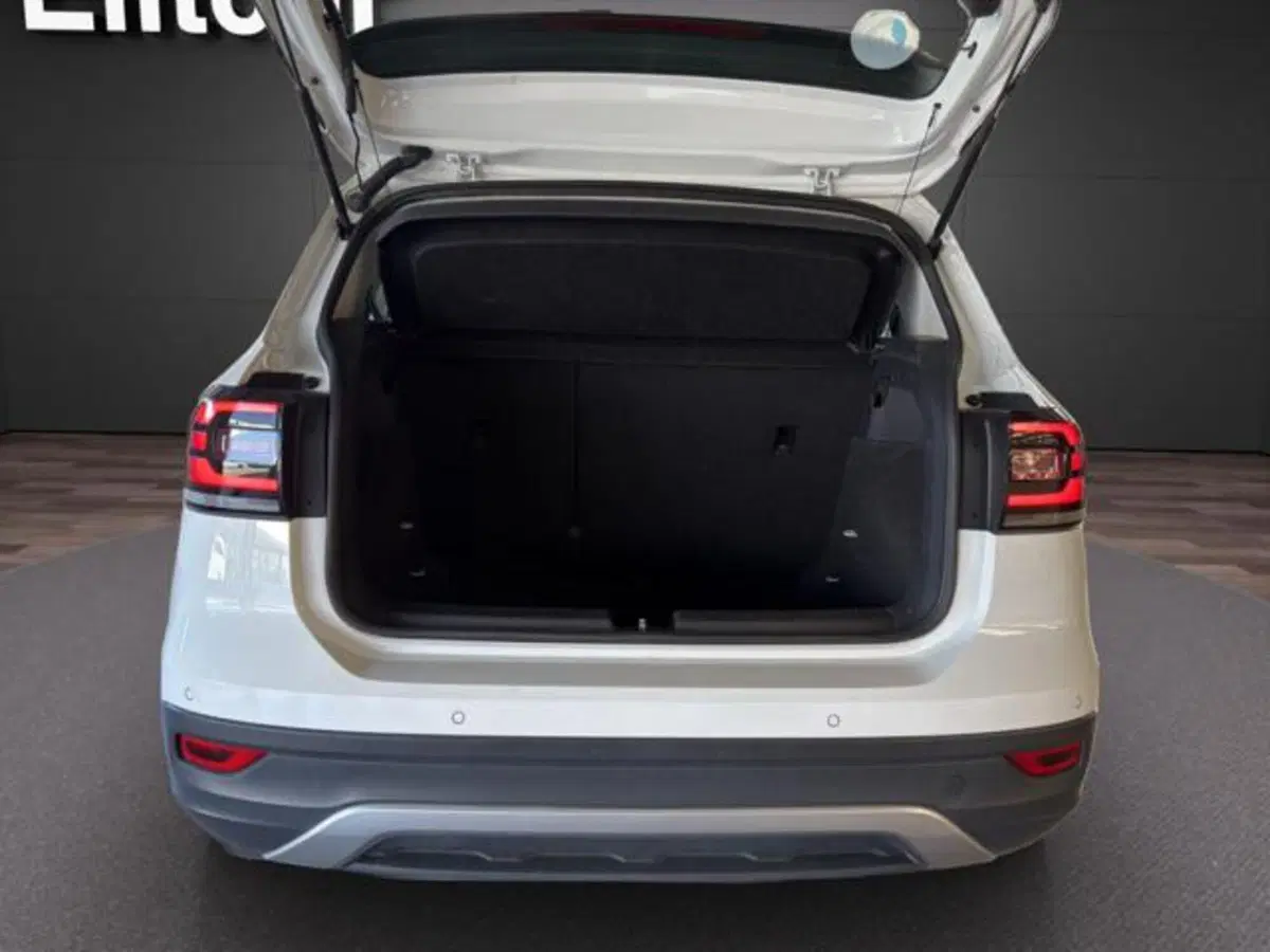 Volkswagen T-Cross usata a Milano (14)