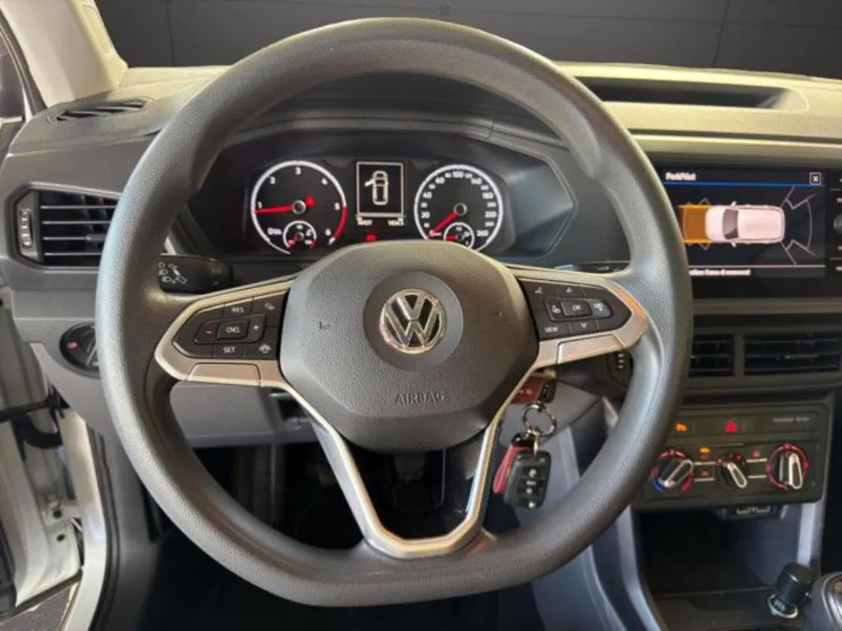 Volkswagen T-Cross usata a Milano (8)