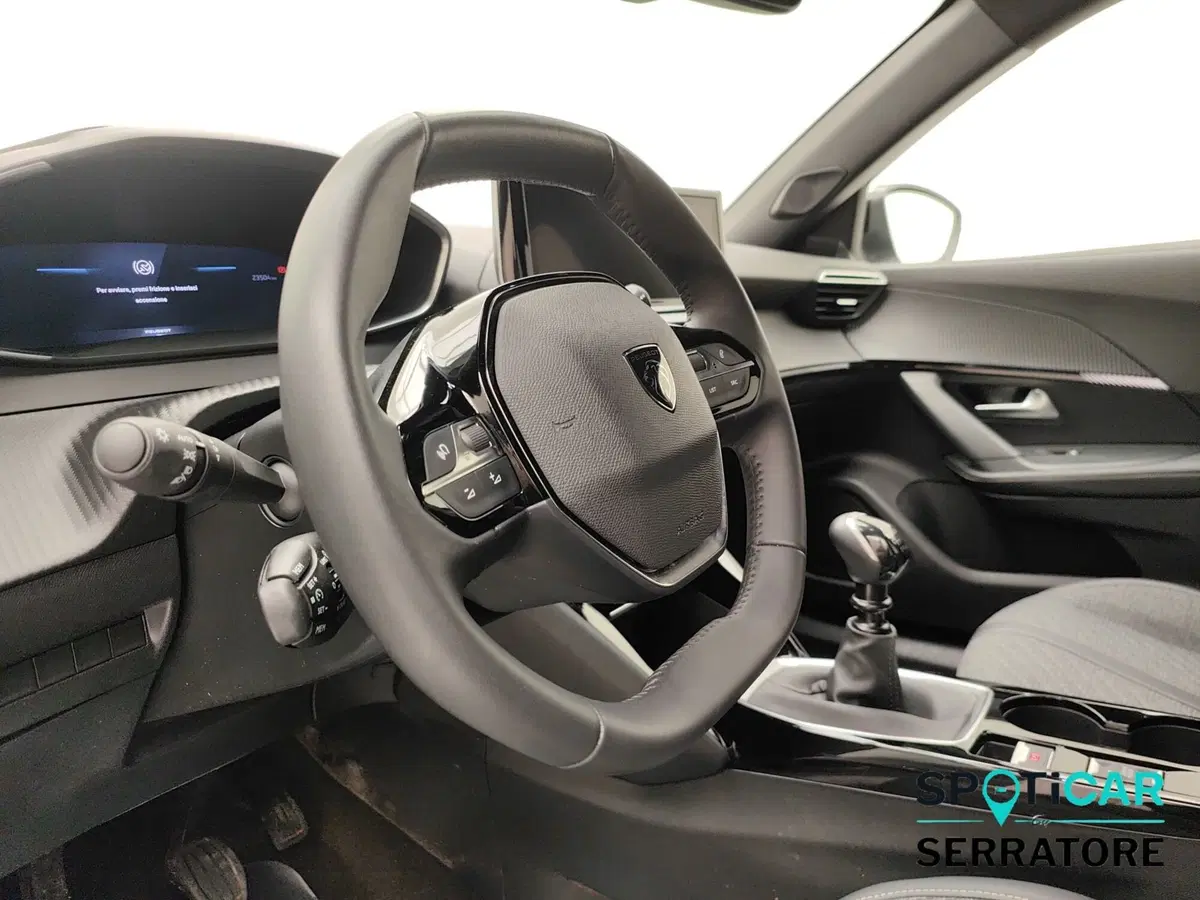 Peugeot 2008 usata a Como (9)