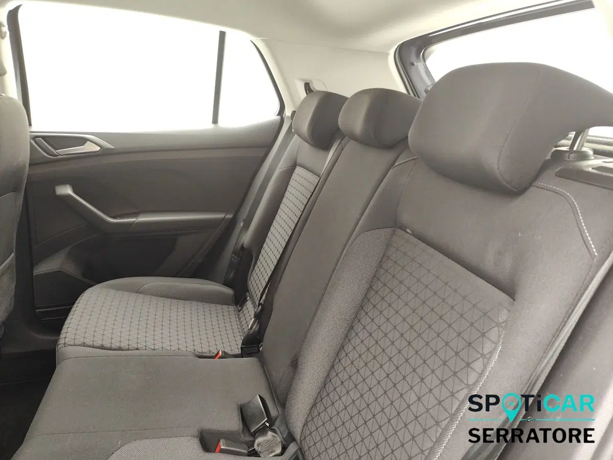 Volkswagen T-Cross usata a Como (13)