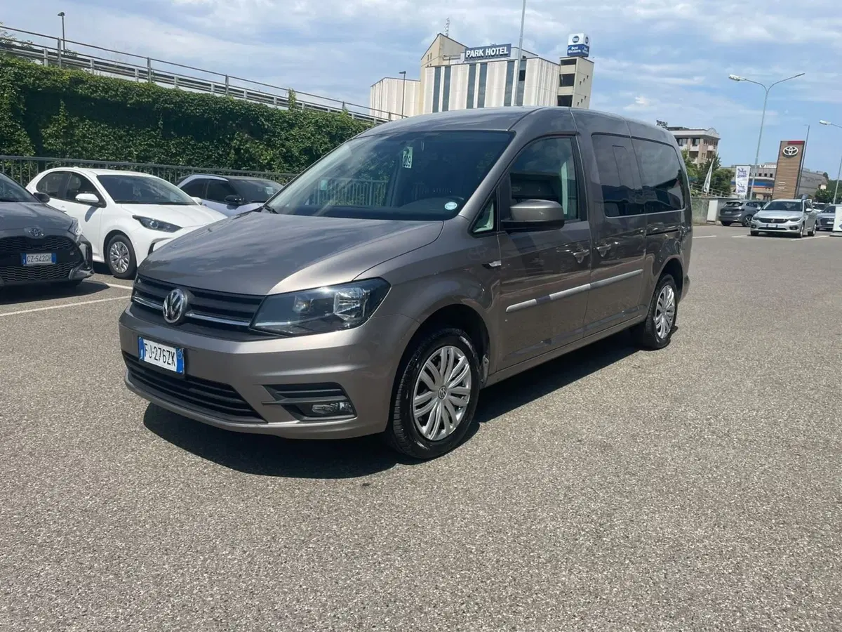 Volkswagen Caddy usata a Piacenza