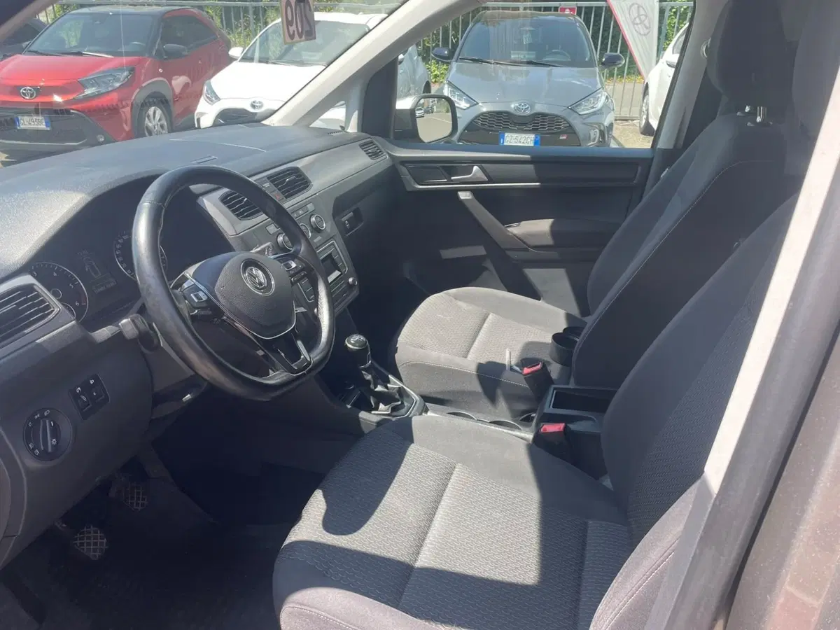 Volkswagen Caddy usata a Piacenza (13)