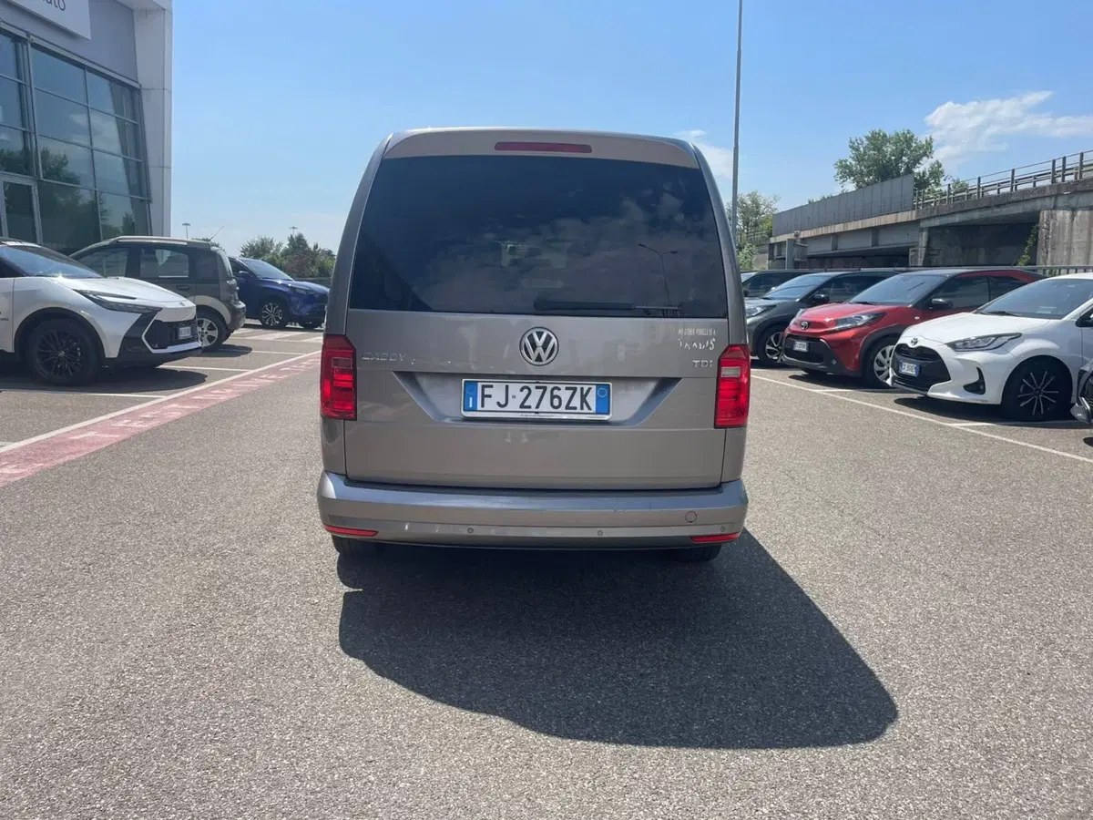 Volkswagen Caddy usata a Piacenza (4)