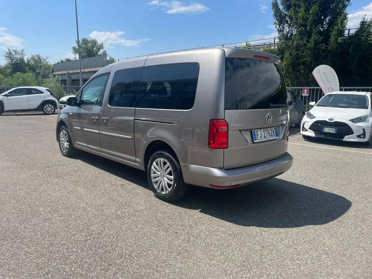 Volkswagen Caddy usata a Piacenza (6)