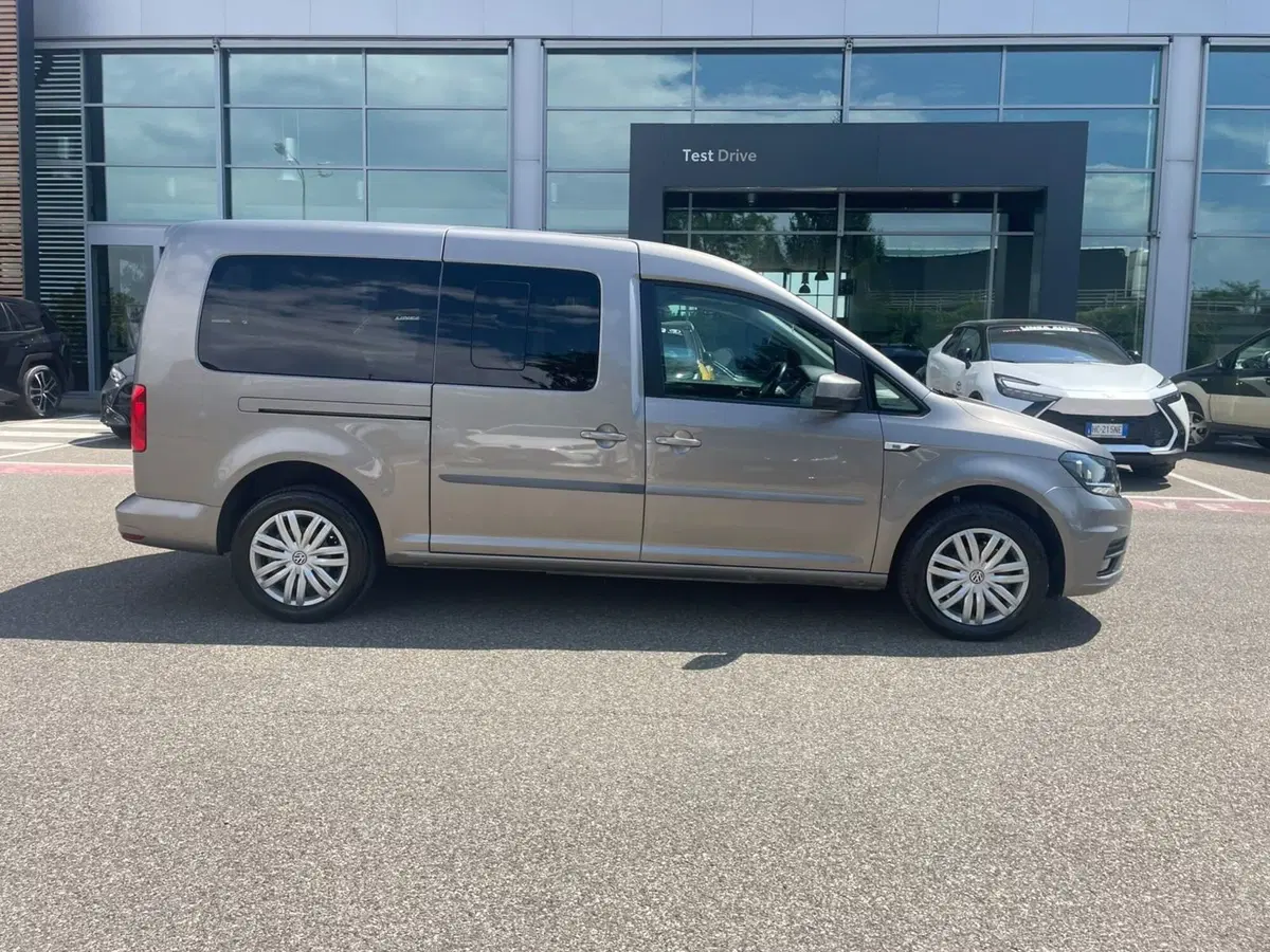 Volkswagen Caddy usata a Piacenza (7)