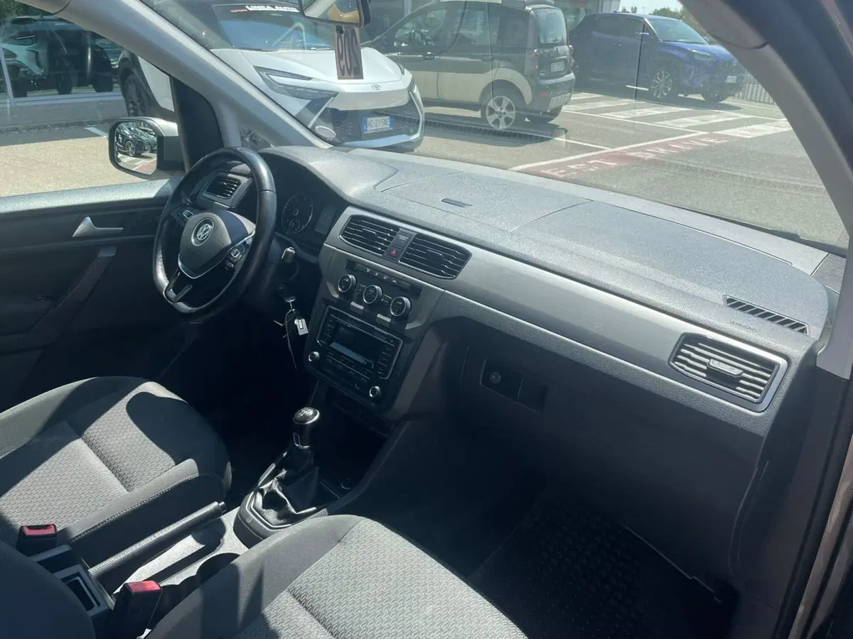 Volkswagen Caddy usata a Piacenza (9)
