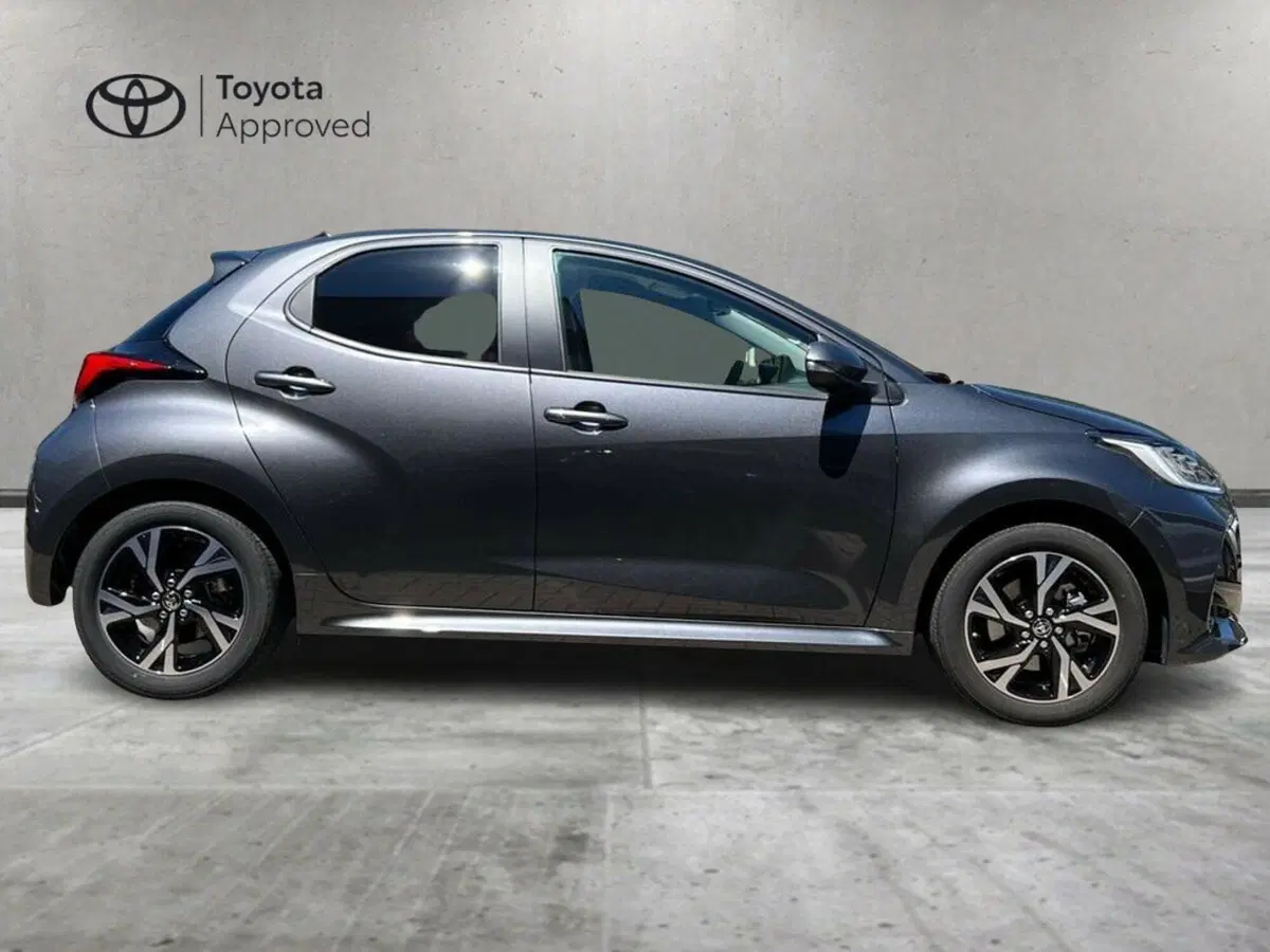 Toyota Yaris usata a Sondrio (3)