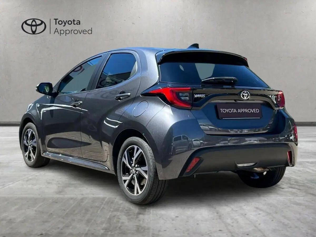 Toyota Yaris usata a Sondrio (4)