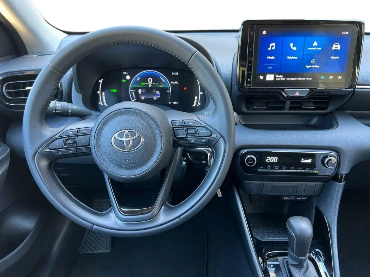 Toyota Yaris usata a Sondrio (7)