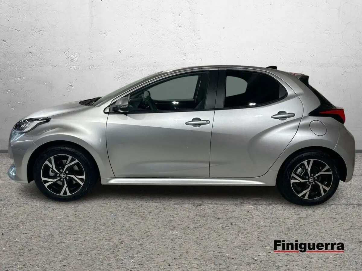 Toyota Yaris usata a Lecco (7)