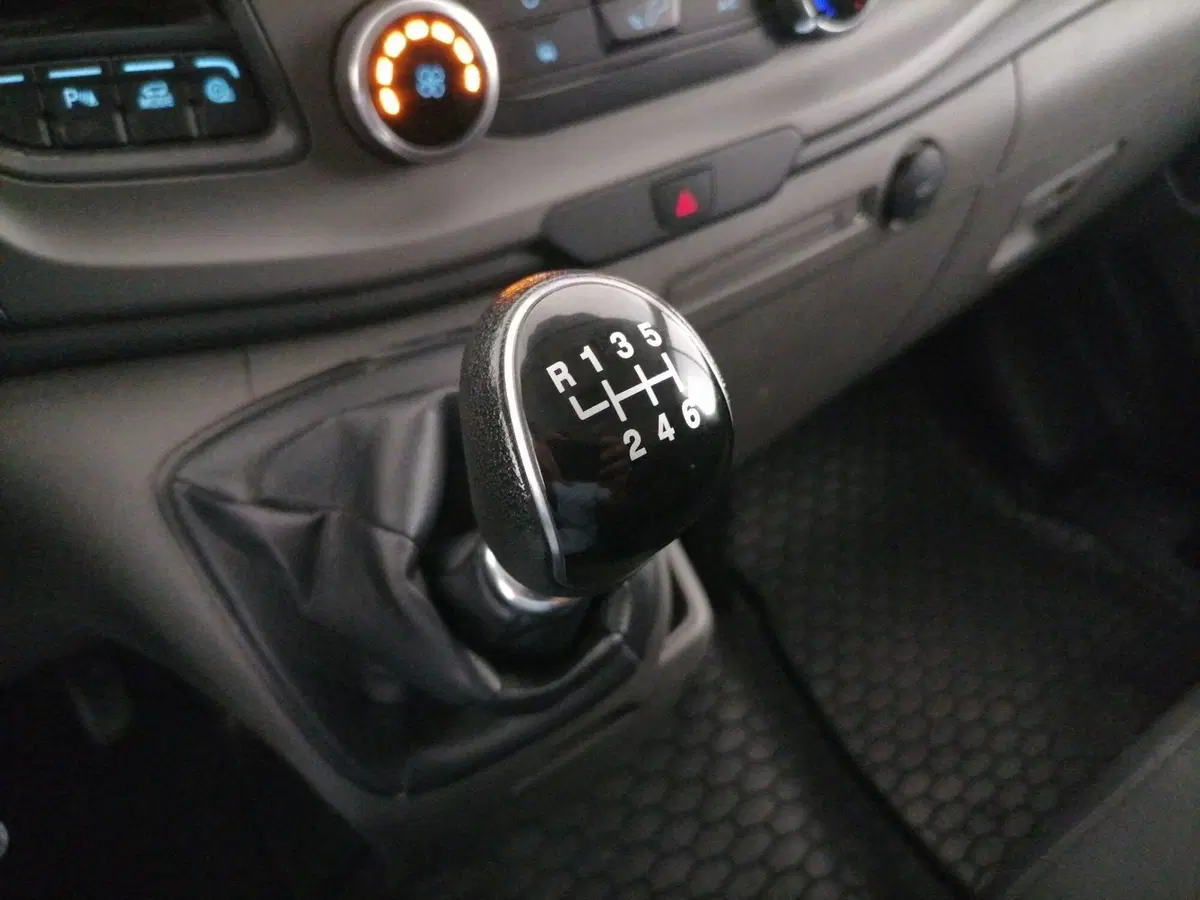 Ford Transit Custom Furgone usata a Roma (12)