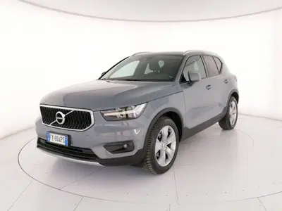 Volvo XC40 D3 Geartronic Momentum del 2019 usata a Roma