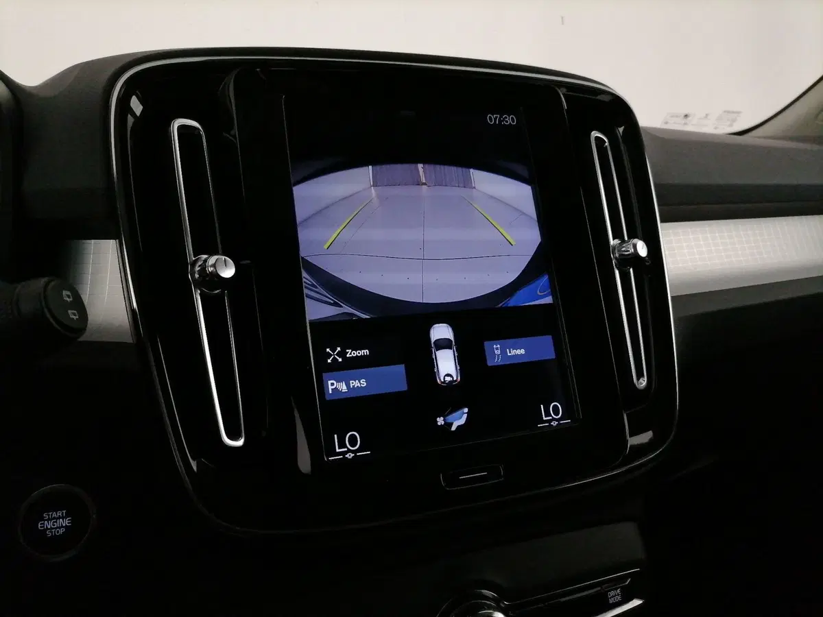 Volvo XC40 usata a Roma (14)