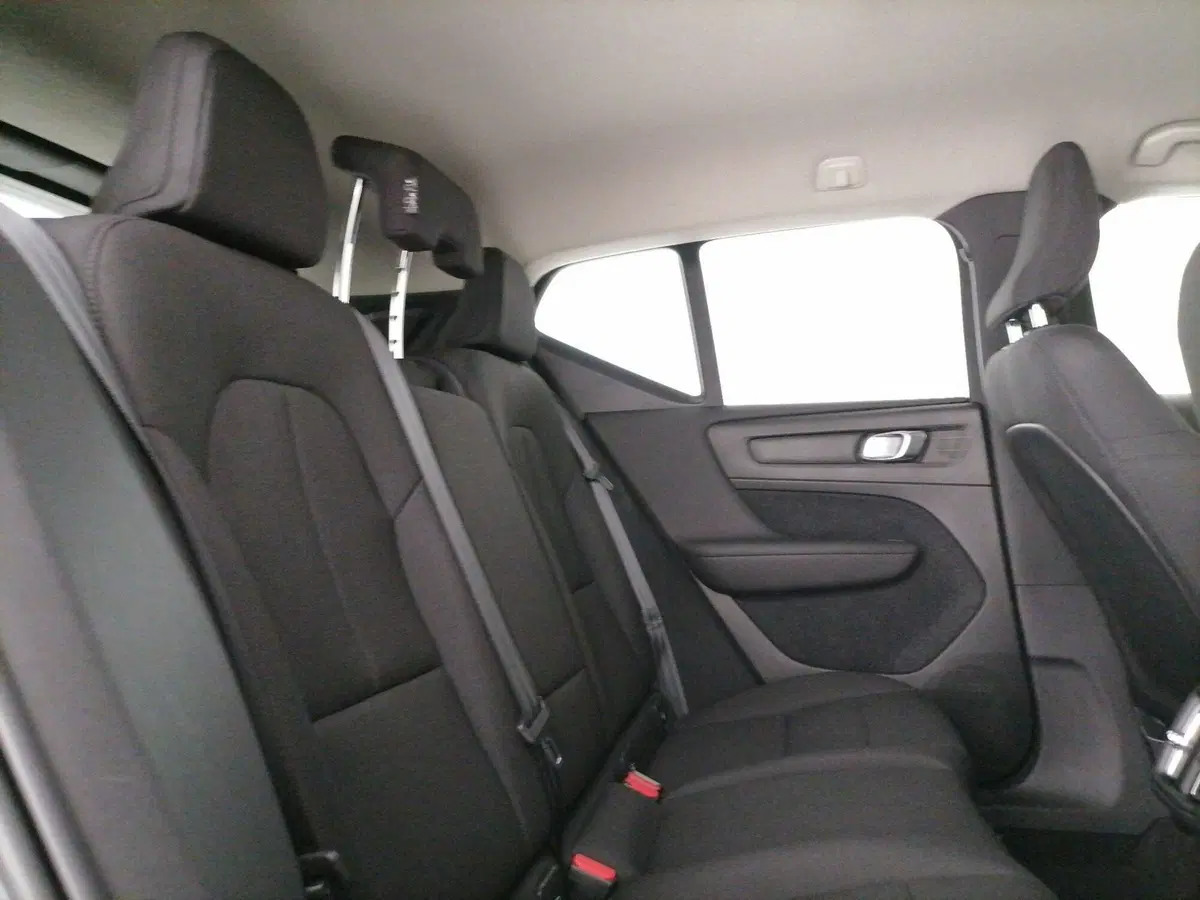 Volvo XC40 usata a Roma (8)