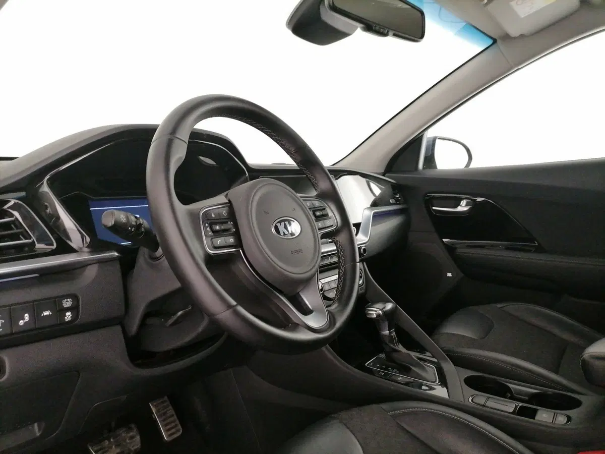 Kia Niro usata a Roma (11)