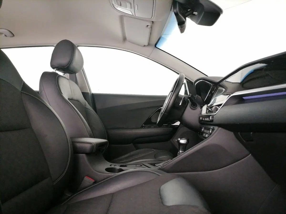 Kia Niro usata a Roma (6)