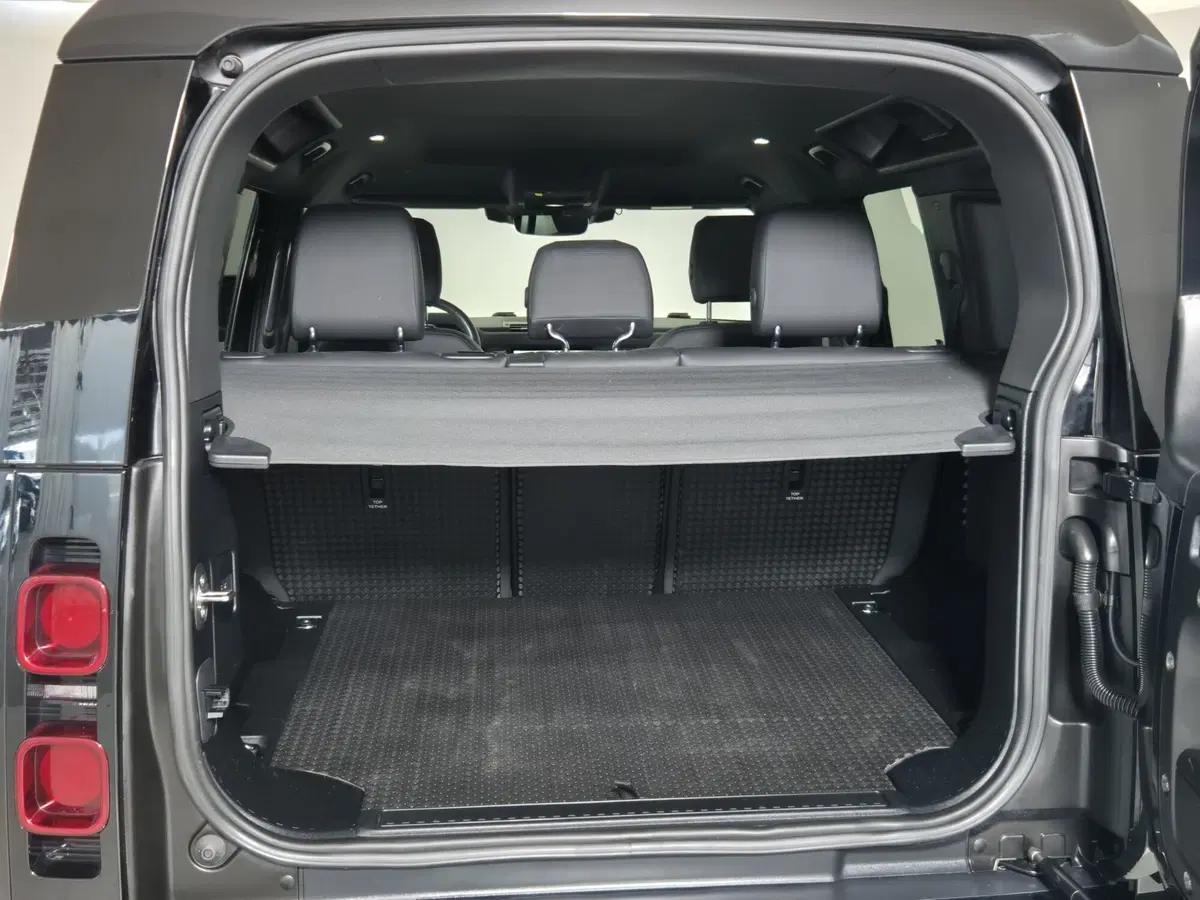 Land Rover Defender usata a Torino (13)