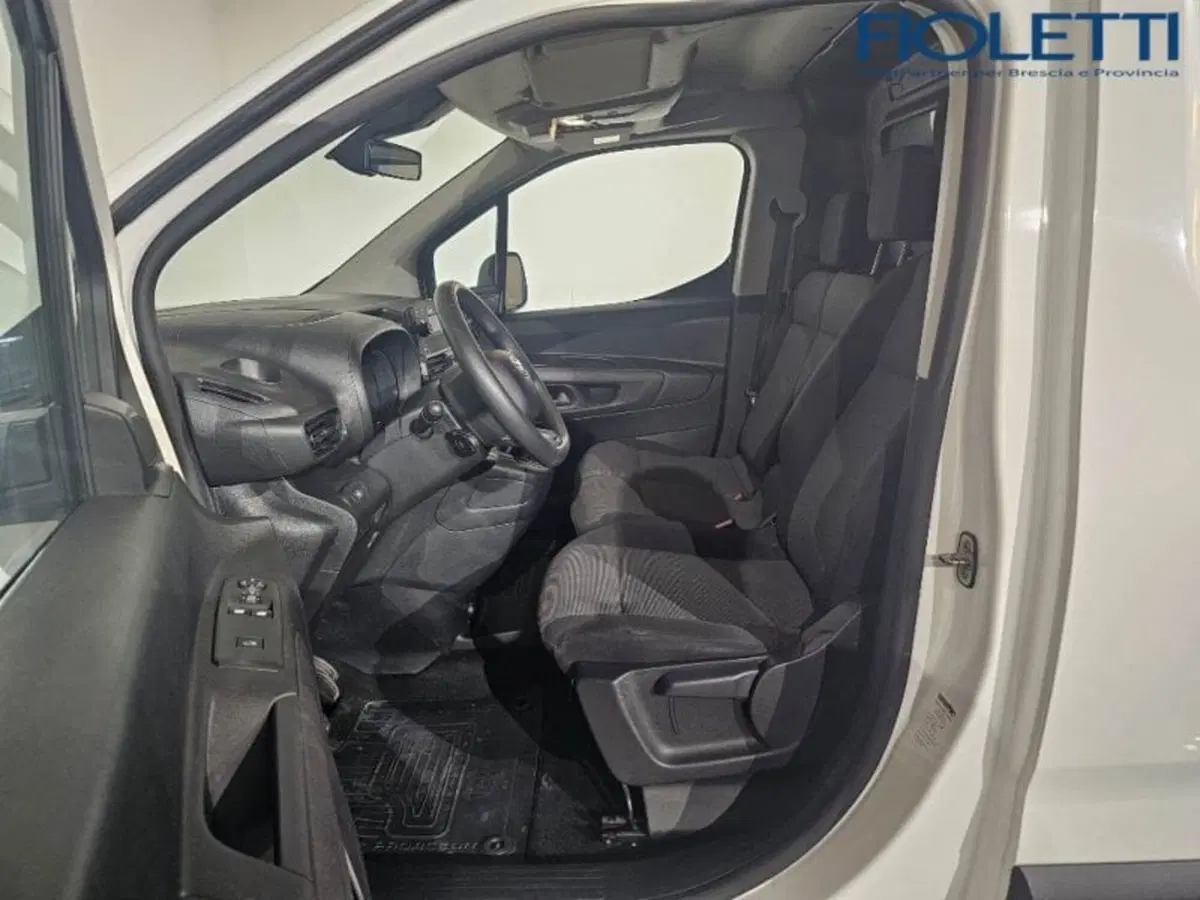 Toyota Proace City usata a Brescia (9)