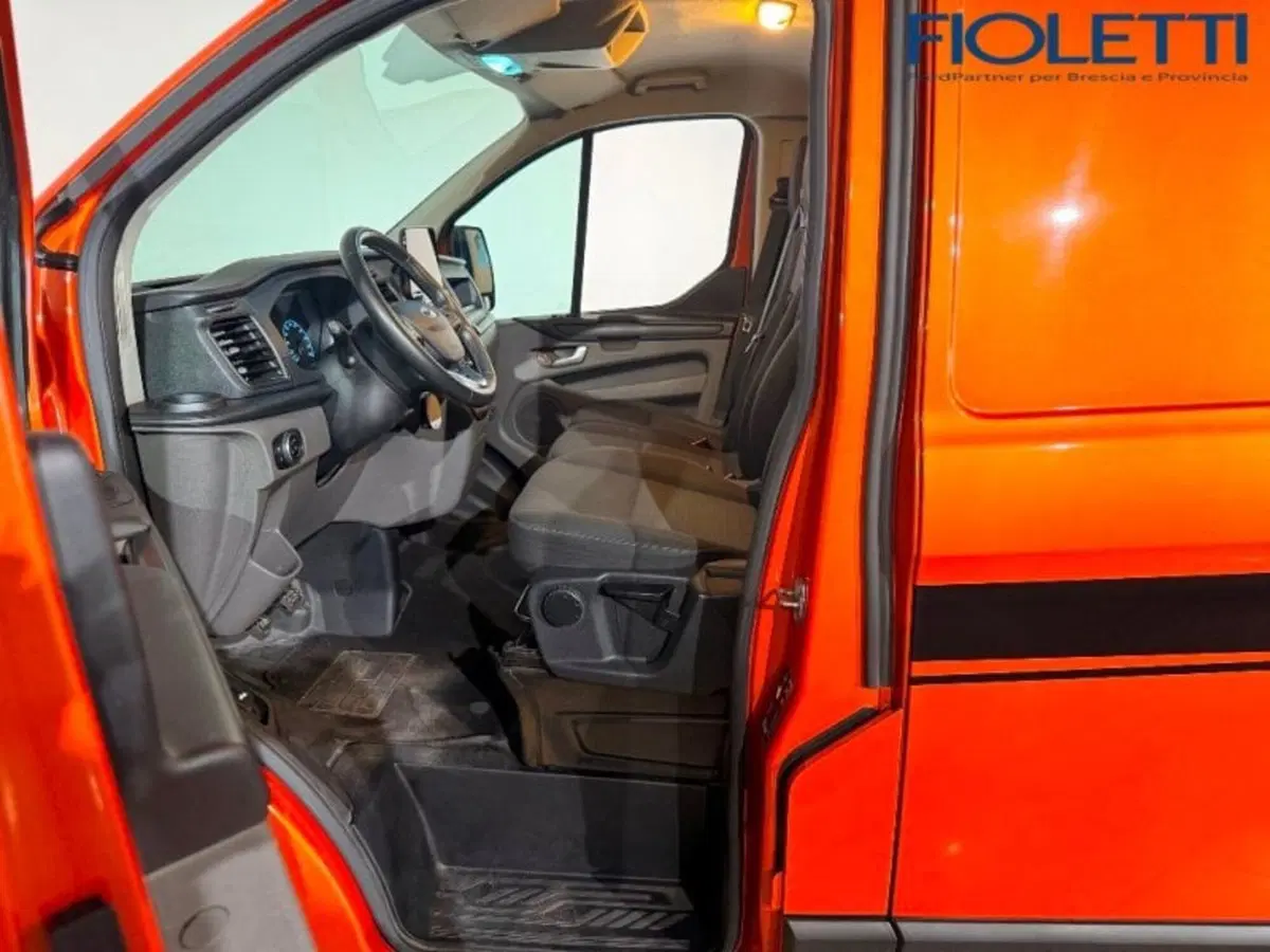 Ford Transit Custom Furgone usata a Brescia (8)