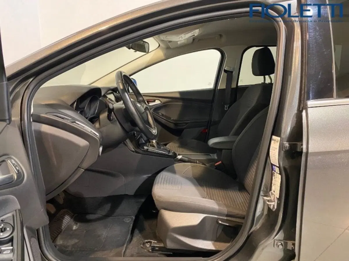 Ford Focus Station Wagon usata a Brescia (10)