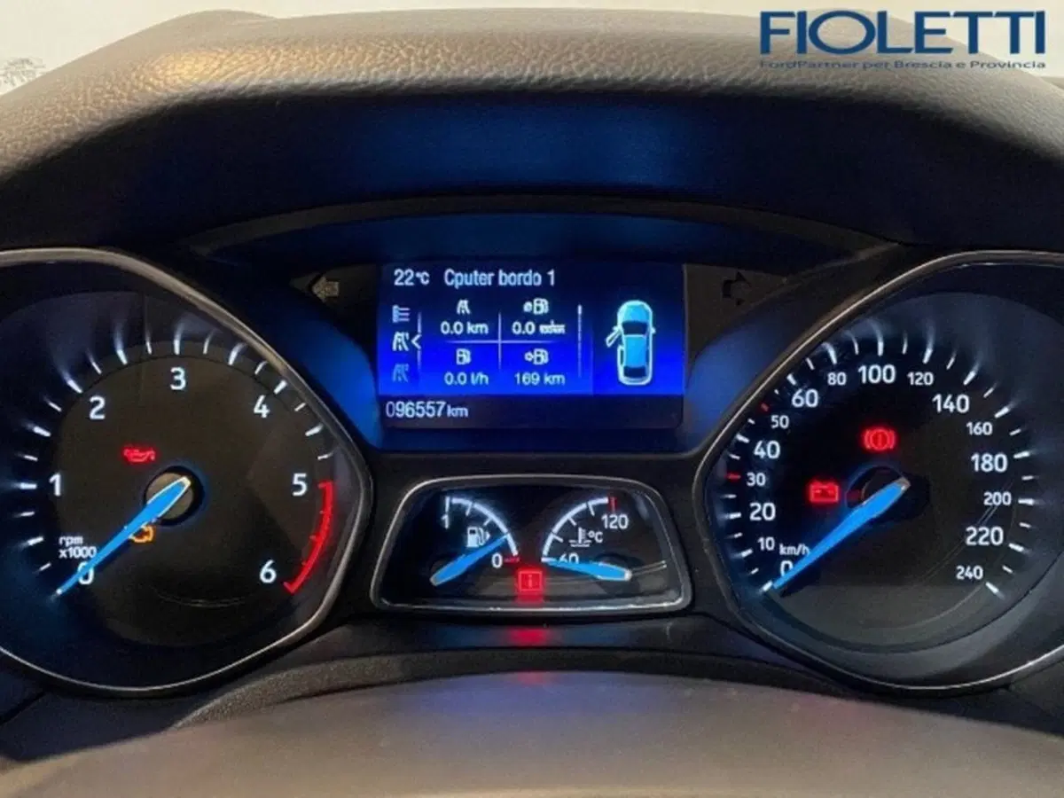 Ford Focus Station Wagon usata a Brescia (8)