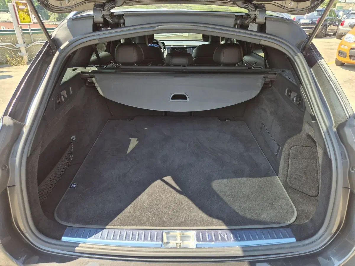 Mercedes-Benz Classe E Station Wagon usata  (12)