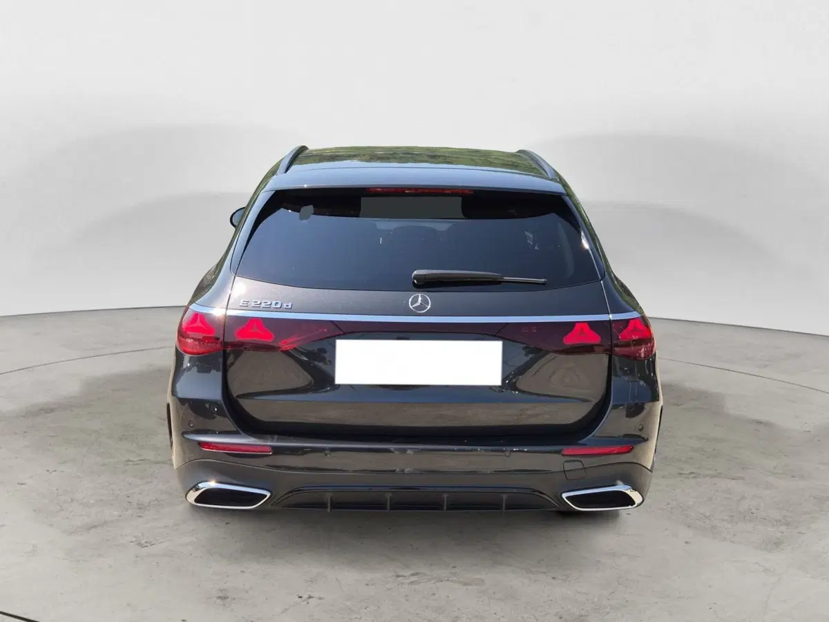 Mercedes-Benz Classe E Station Wagon usata  (3)