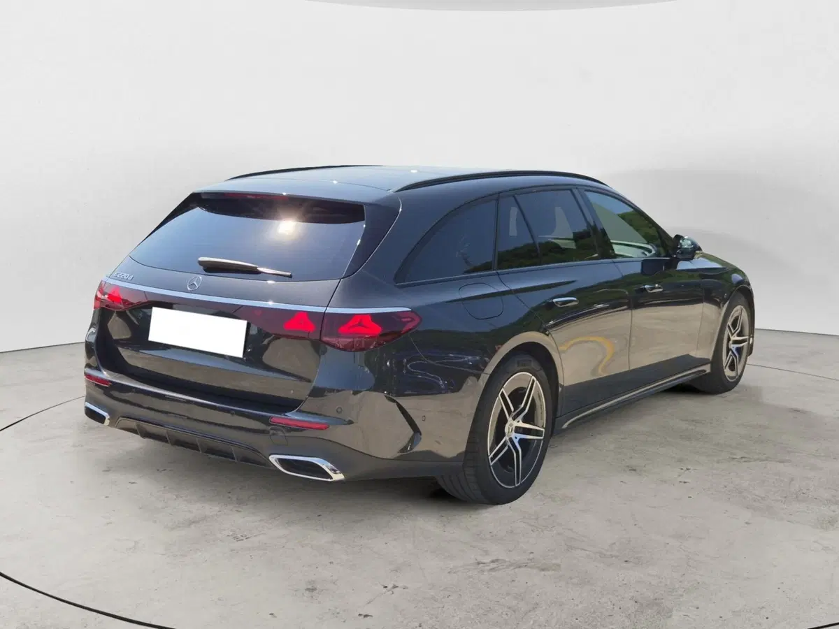 Mercedes-Benz Classe E Station Wagon usata  (4)