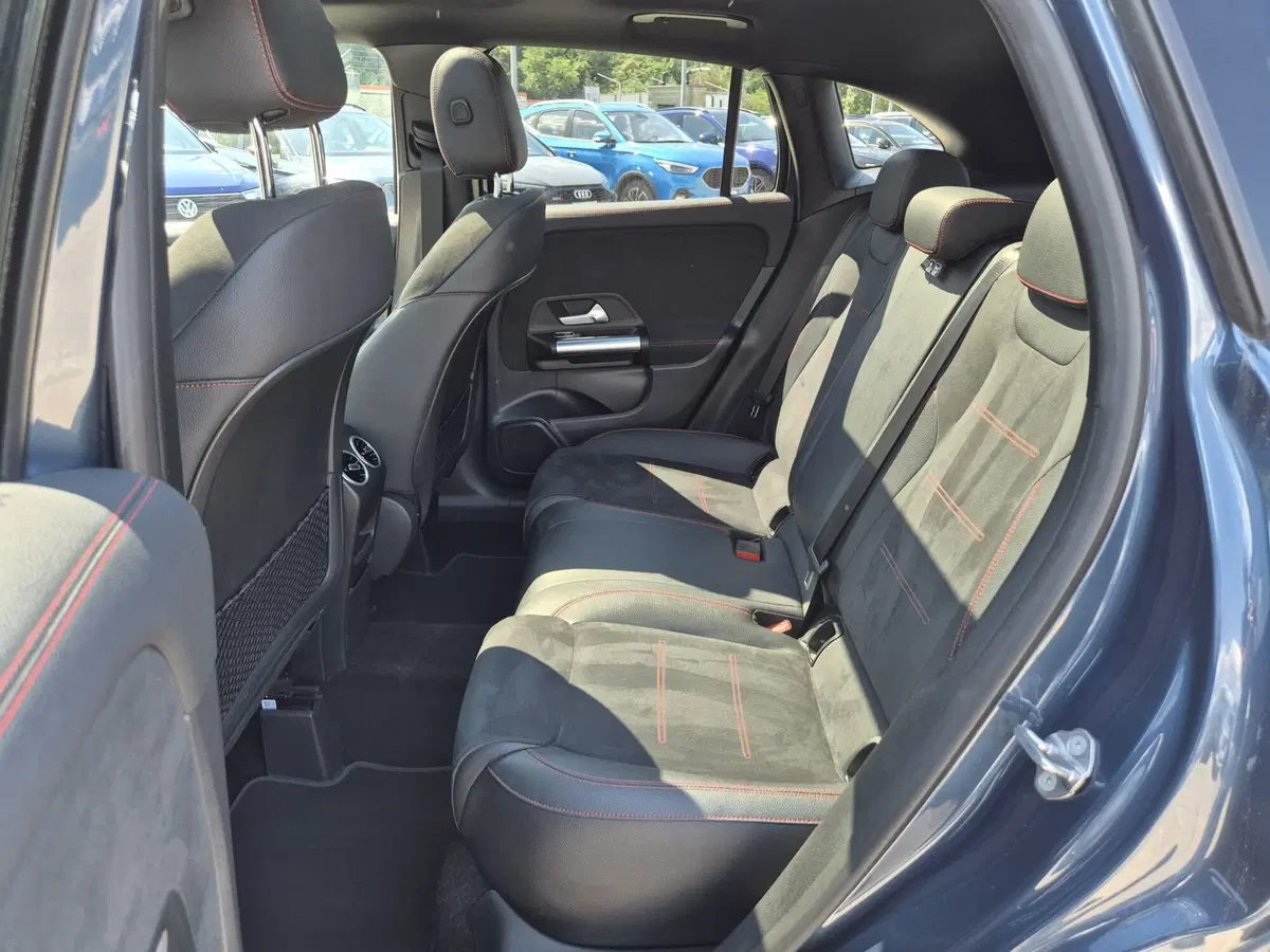 Mercedes-Benz GLA SUV usata  (7)